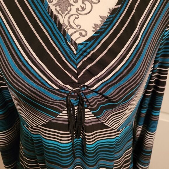 Motherhood Maternity top - Picture 4 of 7